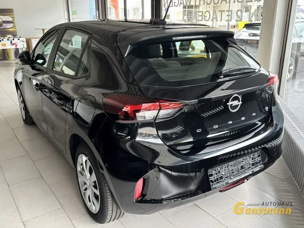 Neu Opel Corsa-e Edition 100 kW (136 PS) 2025 Schwarz Kleinwagen