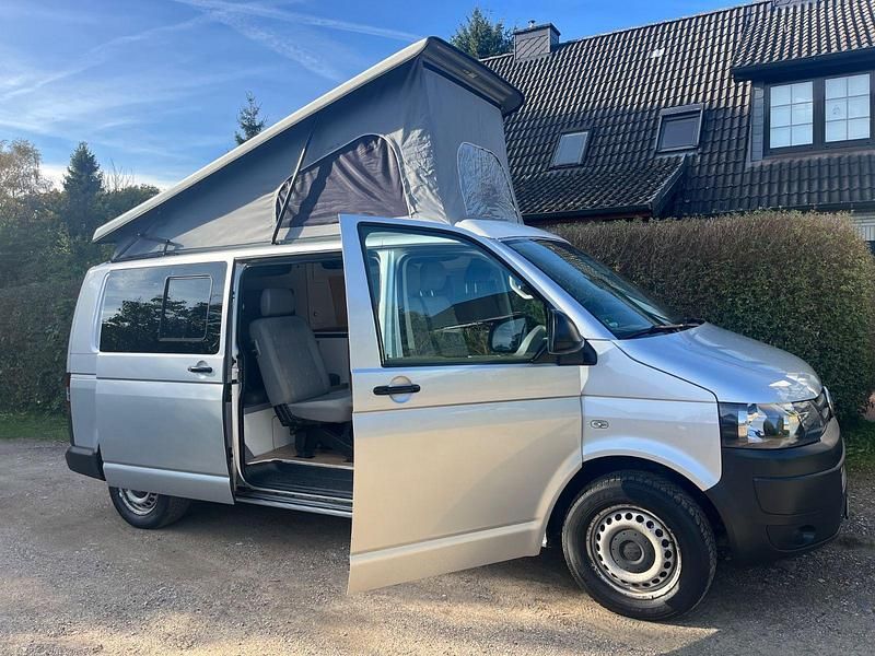Gebraucht VW Transporter 116 PS (85 kW) 2014 Grau Van