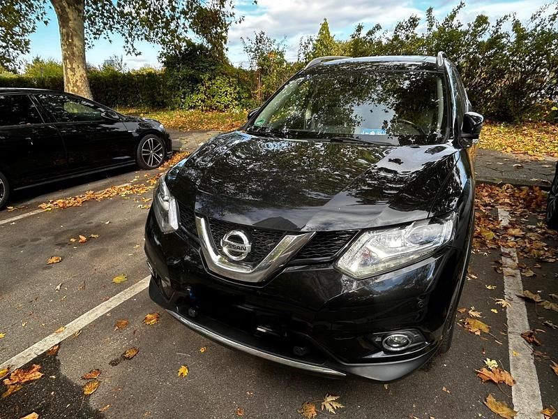 Schwarz Gebraucht 2017 Nissan X-Trail SUV | 15.800 € - Bild 1/4