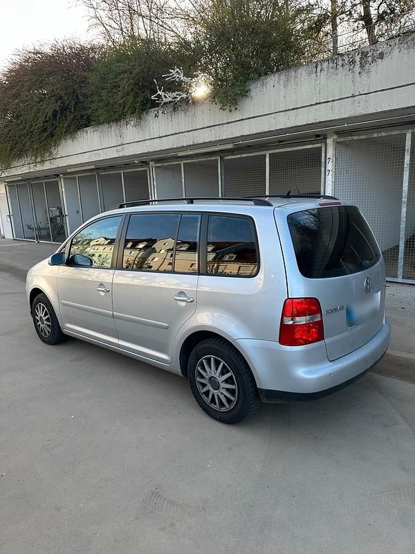 Gebraucht VW Touran 140 PS (102 kW) 2006 Silber Van / Kleinbus