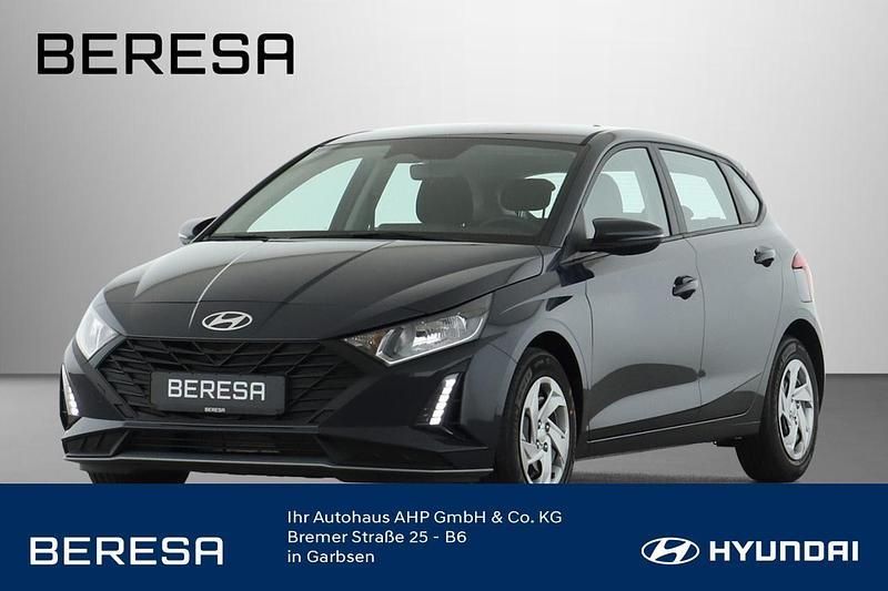 Aurora grey / met Neu 2025 Hyundai i20 Select Limousine | 19.990 € (Fairer Preis) - Bild 1/4
