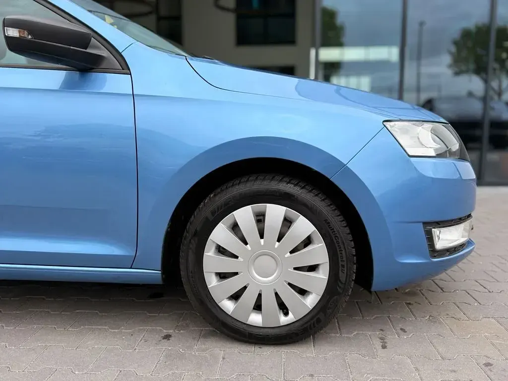 Gebraucht Skoda Rapid Cool Edition 90 PS (66 kW) 2015 Blau Kleinwagen