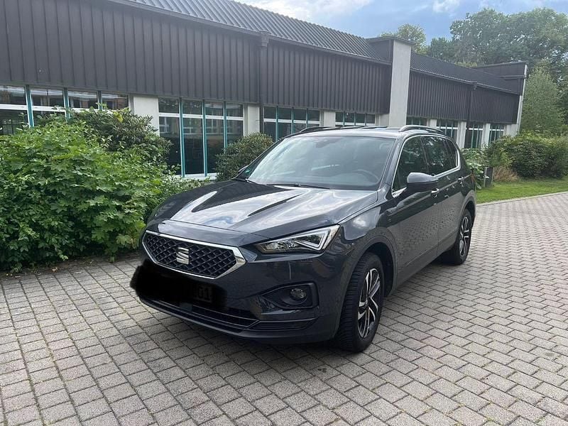 Grau Gebraucht 2020 Seat Tarraco FR SUV | 26.799 € (Guter Preis) - Bild 1/4