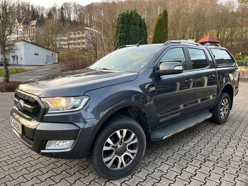 Grau Gebraucht 2016 Ford Ranger Wildtrack Abholung | 21.850 € (Etwas zu teuer) - Bild 1/4