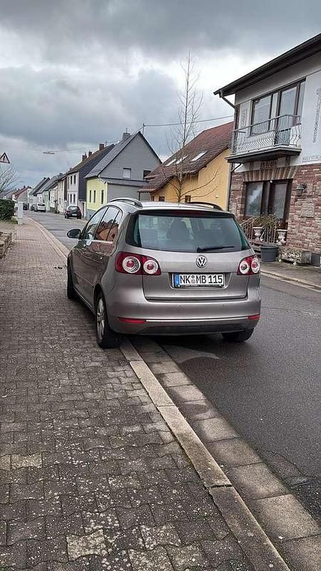 Gebraucht VW Golf VII Trendline 86 PS (63 kW) 2013 Kleinwagen