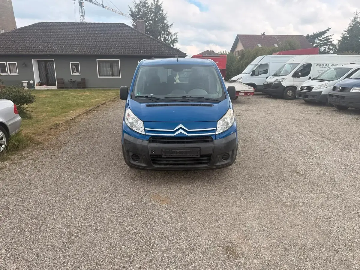 Käytetty Citroën Jumpy 120 HP (88 kW) 2009 Sininen Tila-auto