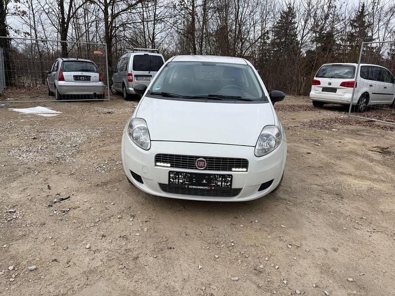 Gebraucht Fiat Grande Punto Dynamic 77 PS (56 kW) 2009 Weiß Kleinwagen