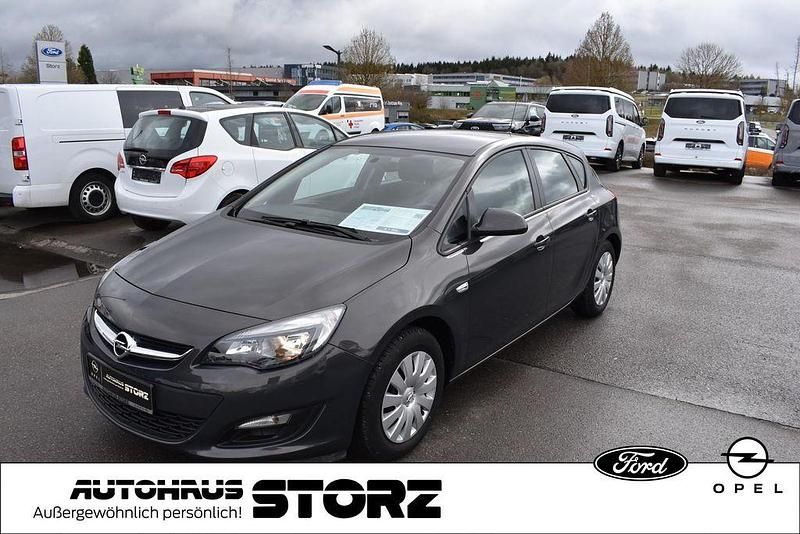 Gebraucht Opel Astra Selection 116 PS (85 kW) 2015 Grau Limousine