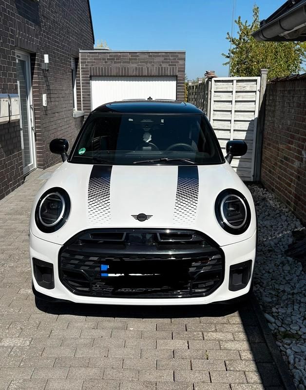 Usata Mini Cooper 114 kW (156 CV) 2025 Bianco Utilitaria