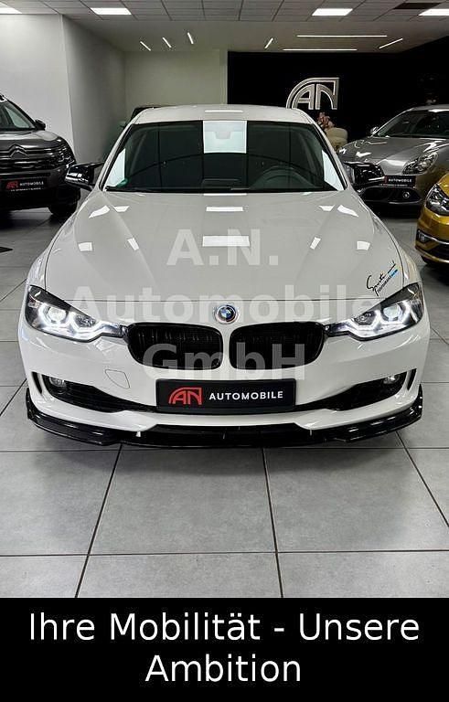 Gebraucht BMW 316 220 PS (161 kW) 2013 Weiß Limousine
