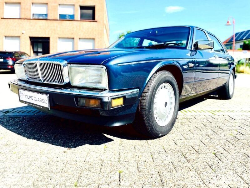 Gebraucht Jaguar XJ40 264 PS (194 kW) 1988 Blau Limousine