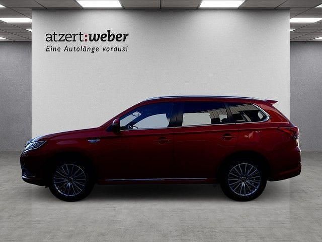 Gebraucht Mitsubishi Outlander P-HEV Plus 224 PS (164 kW) 2021 Rot SUV