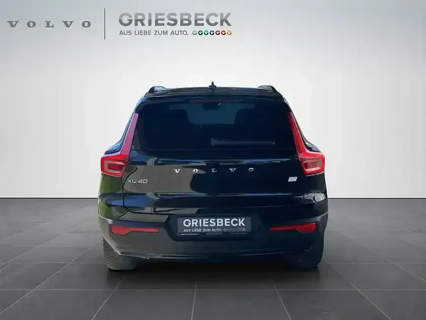 Gebraucht Volvo C40 169 kW (231 PS) 2023 Schwarz SUV