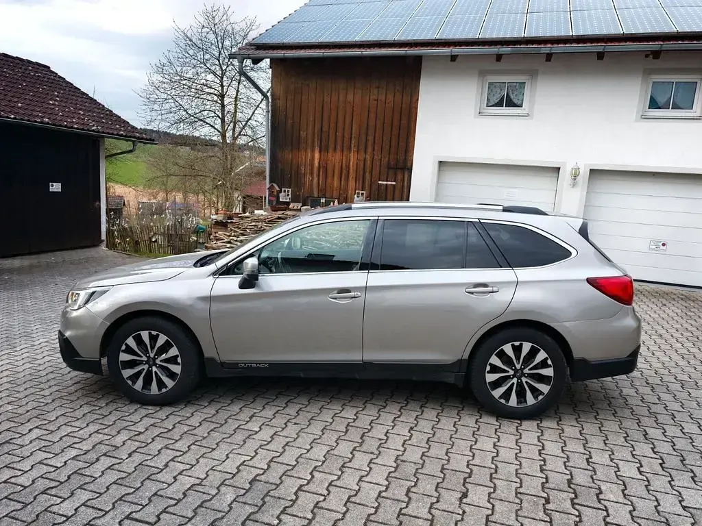Gebraucht Subaru Outback 150 PS (110 kW) 2016 Beige Kombi