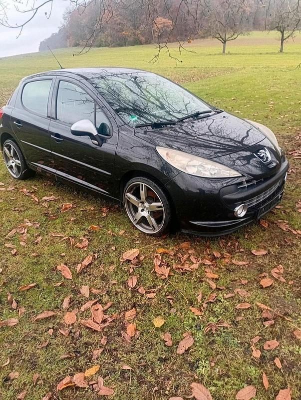 Gebraucht Peugeot 207 150 PS (110 kW) 2009 Schwarz Limousine