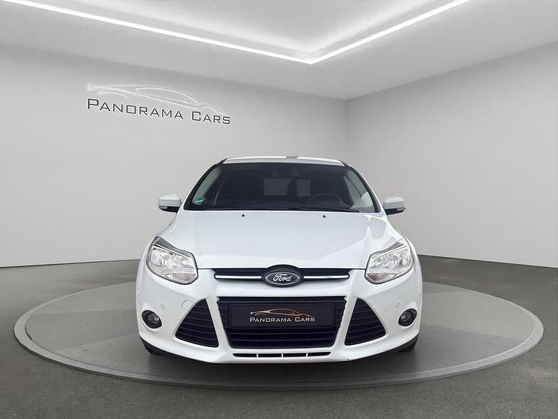 Gebraucht Ford Focus 125 PS (91 kW) 2014 Weiß Kombi