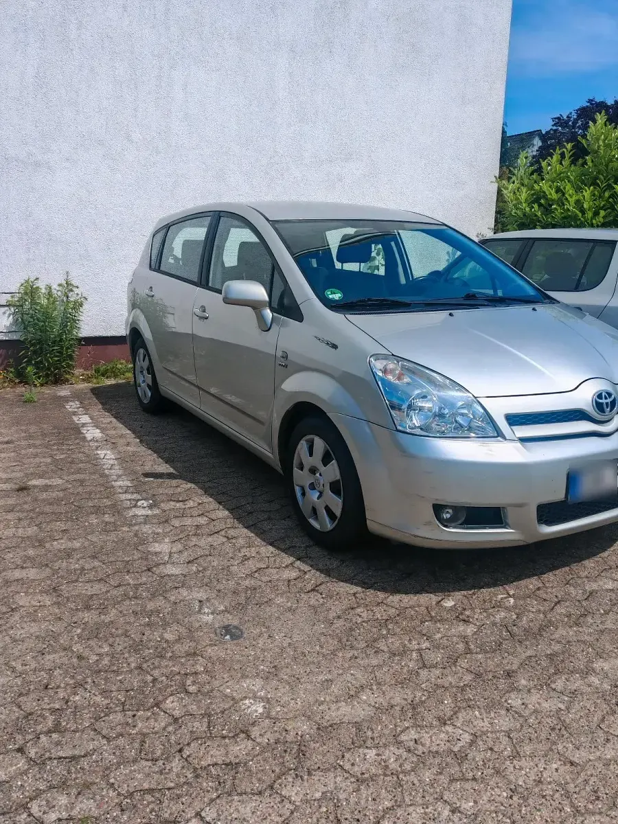Gebraucht Toyota Corolla Verso 129 PS (94 kW) 2005 Grau Van / Kleinbus