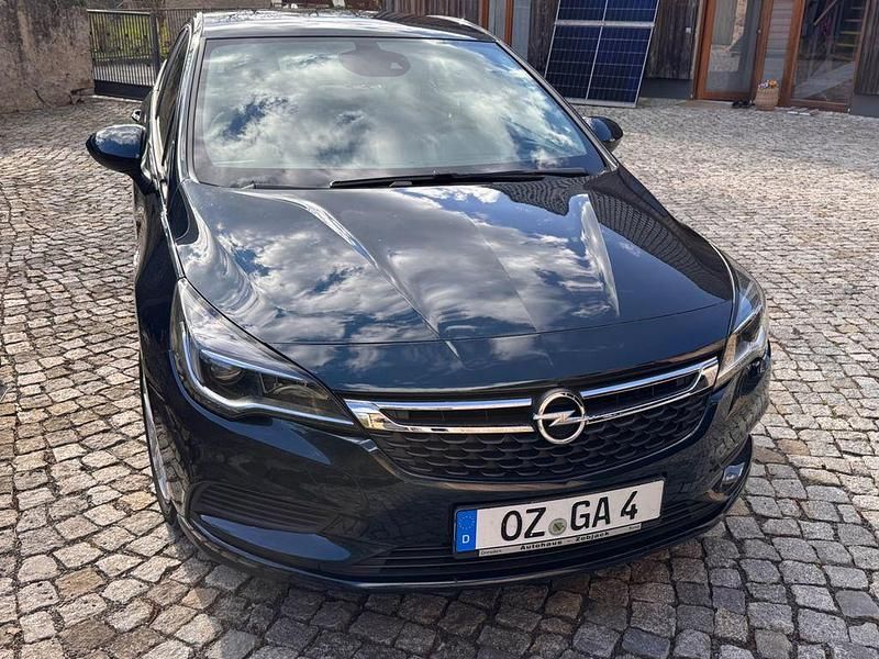 Usata Opel Astra 105 CV (77 kW) 2017 Verde Berlina