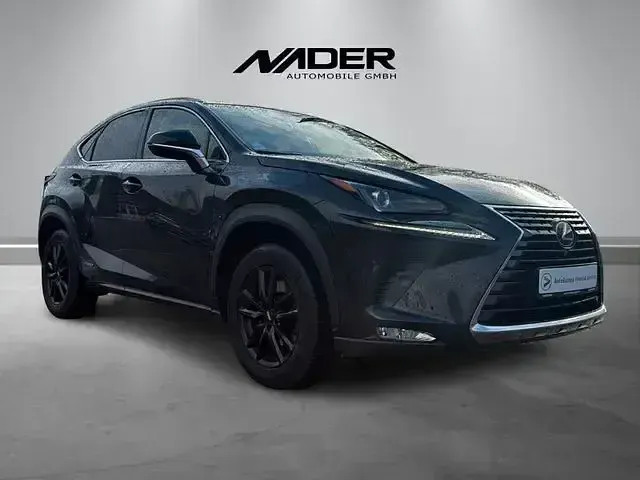 Gebraucht Lexus NX300h 155 PS (114 kW) 2021 Schwarz SUV