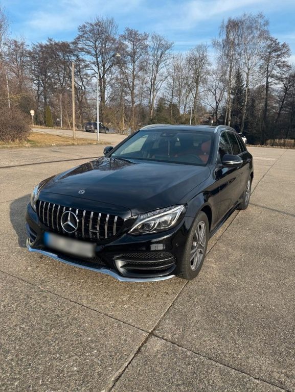 Schwarz Gebraucht 2018 Mercedes C250 AMG Kombi | 24.900 € (Fairer Preis) - Bild 1/4
