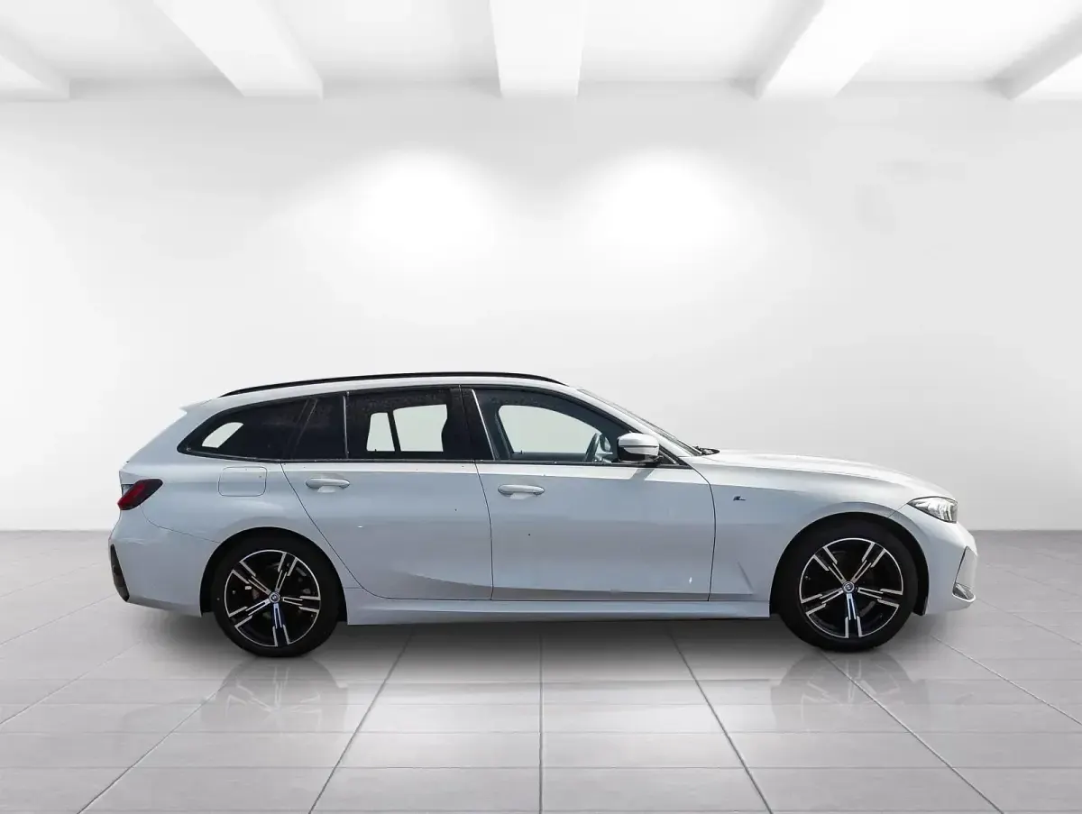 Gebraucht BMW 320 Shadowline 190 PS (139 kW) 2023 Alpinweiss iii Kombi