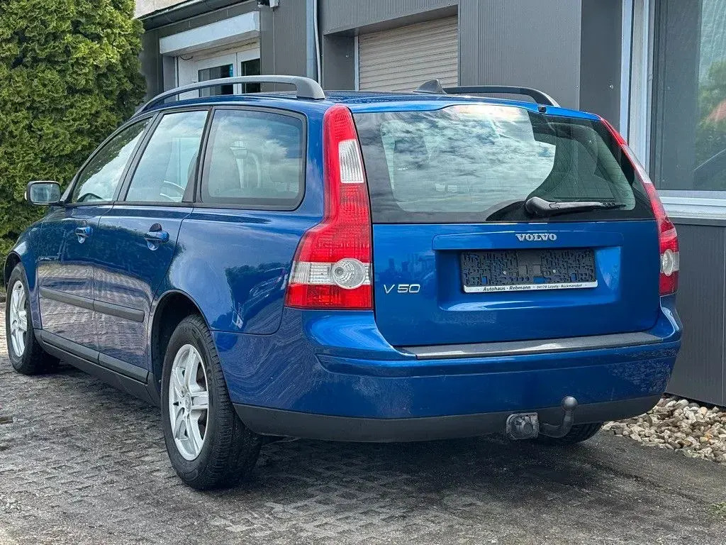Gebraucht Volvo V50 Kinetic 125 PS (91 kW) 2007 Blau Kombi