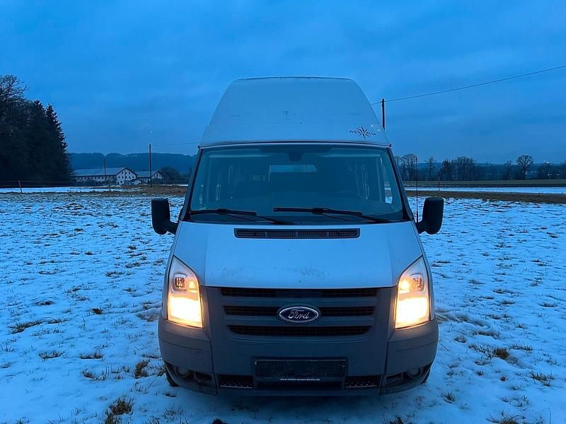 Gebraucht Ford Transit Nugget 140 PS (102 kW) 2011 Silber Van / Kleinbus