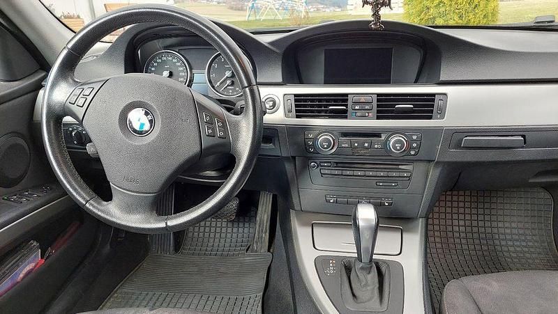 Gebraucht BMW 325 218 PS (160 kW) 2008 Kombi