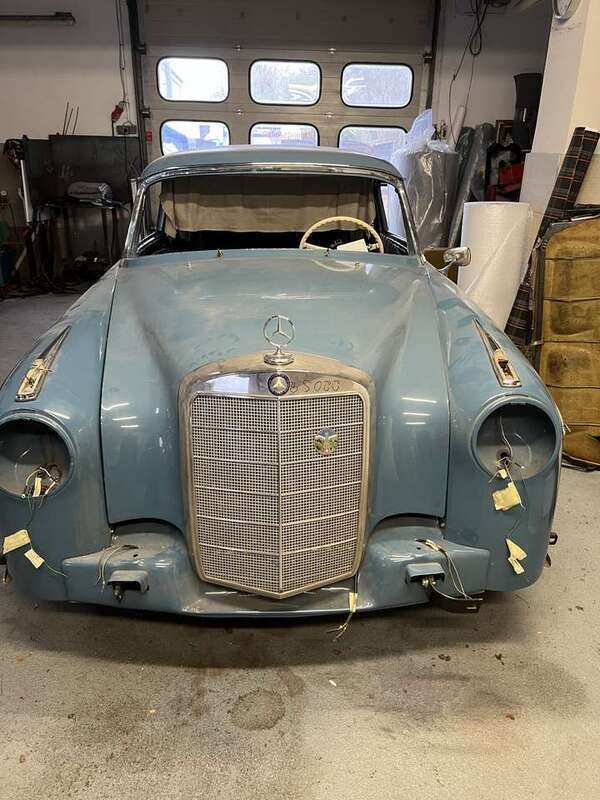 Blau Gebraucht 1957 Mercedes 220 Coupé | 32.000 € - Bild 1/4
