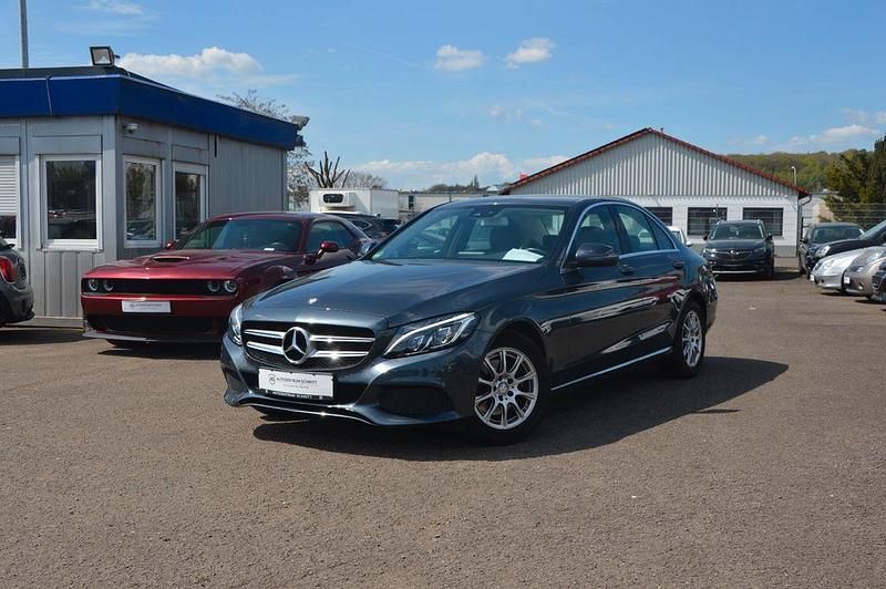 Gebraucht Mercedes C200 184 PS (135 kW) 2016 Grau Limousine