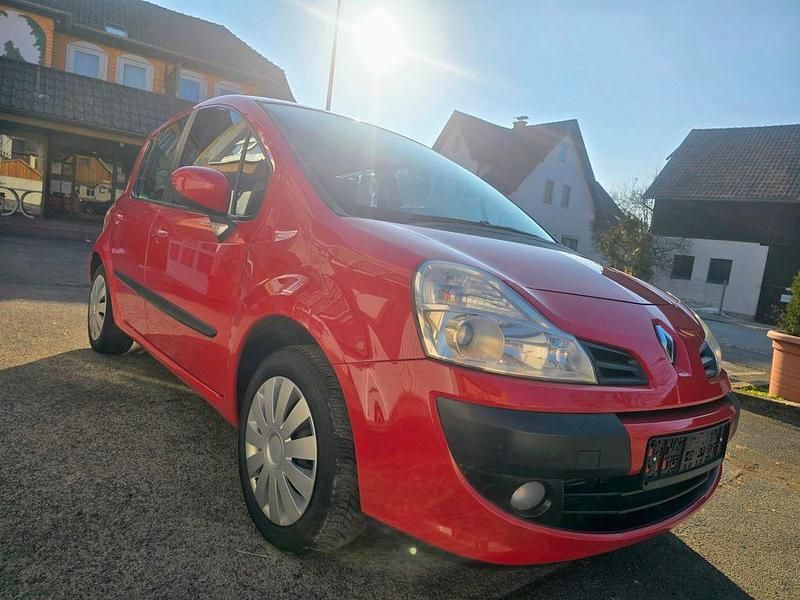 Gebraucht Renault Modus Dynamique 101 PS (74 kW) 2011 Rot Van / Kleinbus