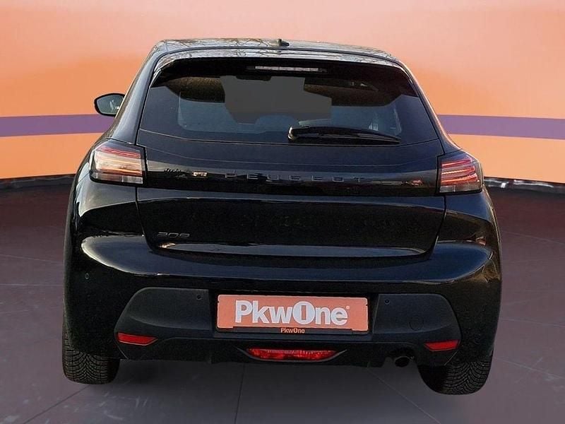 Gebraucht Peugeot 208 Active 75 PS (55 kW) 2024 Schwarz Kleinwagen