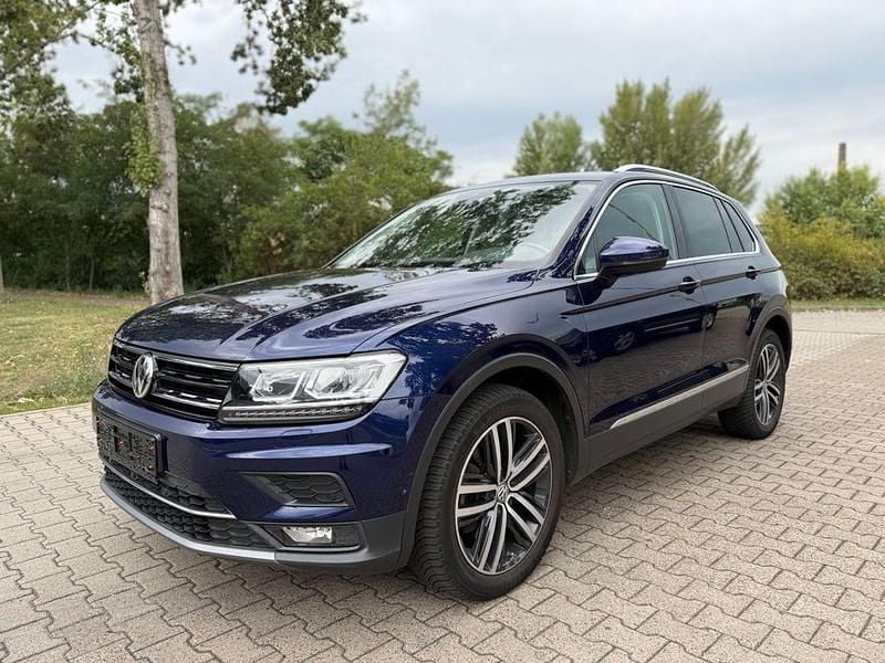 Blau Gebraucht 2019 VW Tiguan Highline SUV | 24.999 € (Fairer Preis) - Bild 1/4