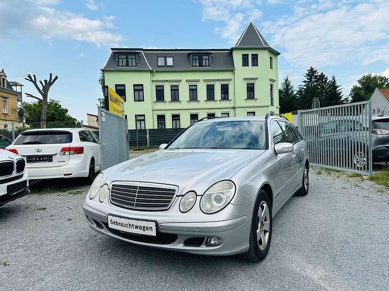 Gebraucht Mercedes E220 150 PS (110 kW) 2005 Brillantsilber  metalliclack Kombi