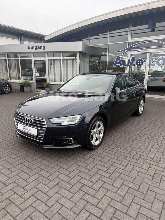 Gebraucht Audi A4 Sport 150 PS (110 kW) 2017 Blau Limousine