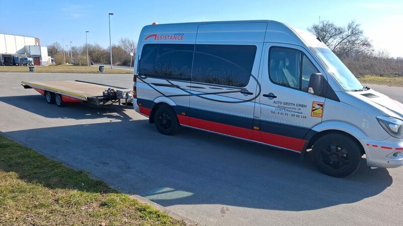 Gebraucht Mercedes Sprinter 163 PS (119 kW) 2017 Silber Van