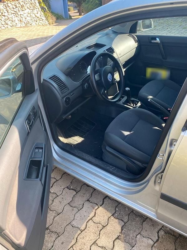 Gebraucht VW Polo 75 PS (55 kW) 2003 Silber Kleinwagen