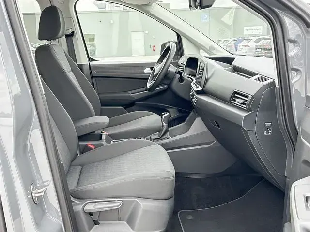 Gebraucht VW Caddy Goal 116 PS (85 kW) 2024 Grau Van / Kleinbus