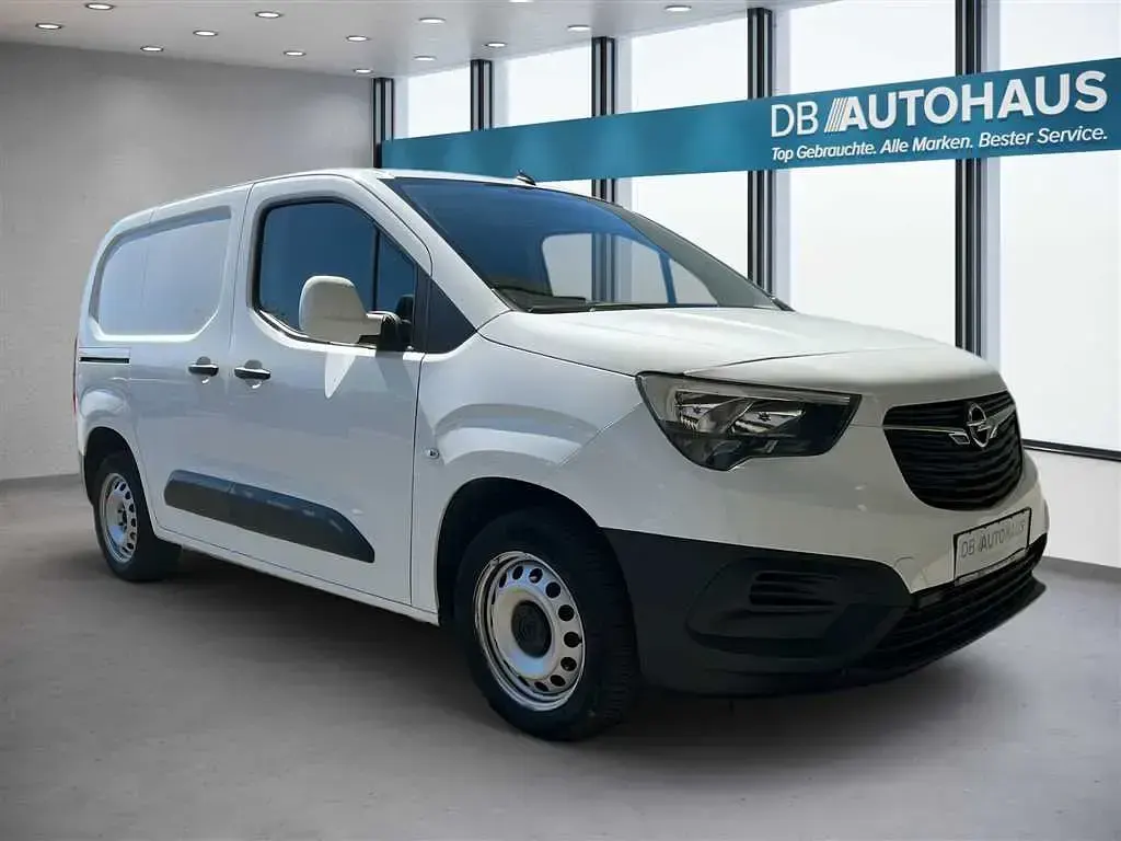 Occasion Opel Combo Edition 102 ch (75 kW) 2022 Blanc Monospace
