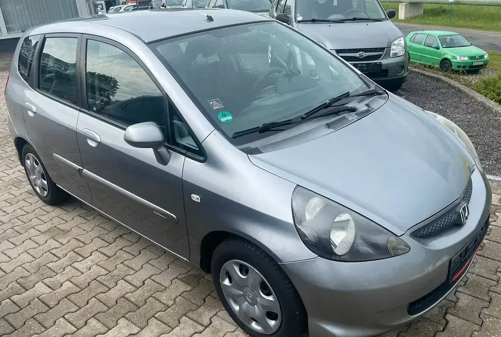 Usata Honda Jazz 77 CV (56 kW) 2005 Grigio Utilitaria