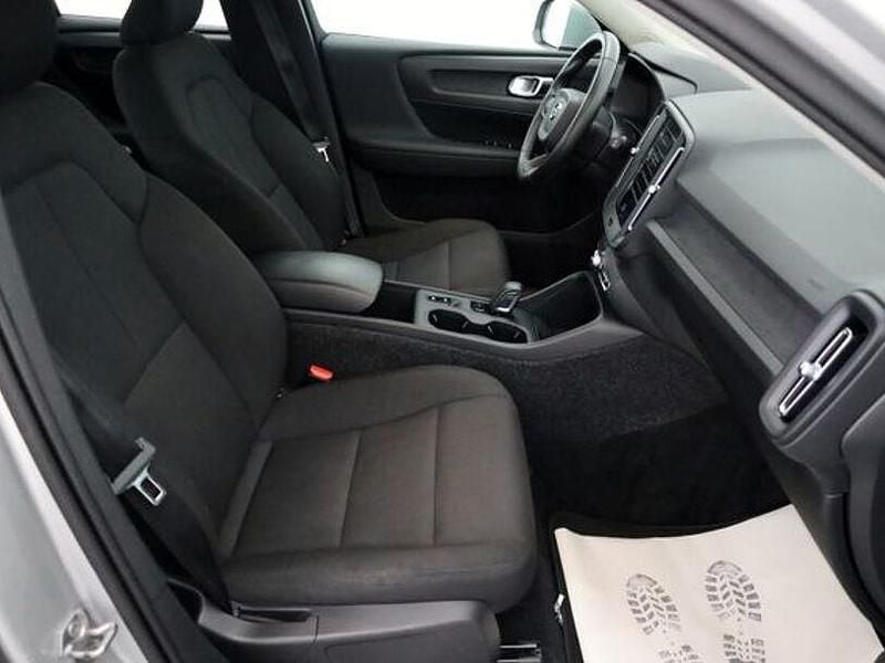 Gebraucht Volvo XC40 150 PS (110 kW) 2019 Grau SUV