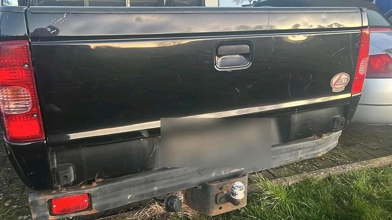 Gebraucht Mazda B Series 116 PS (85 kW) 2005 Schwarz Pickup