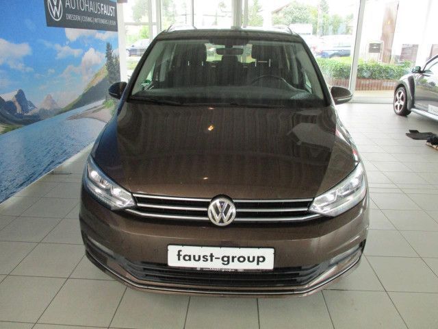 Gebraucht VW Touran Highline 150 PS (110 kW) 2016 Braun Van / Kleinbus