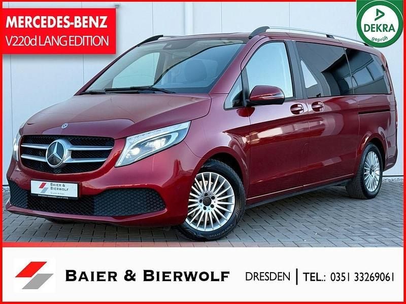 Gebraucht Mercedes V220 Edition 163 PS (119 kW) 2020 Rot Van / Kleinbus