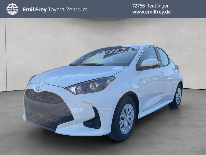 Weiß Neu 2025 Toyota Yaris Hybrid Team Limousine | 21.690 € (Superpreis) - Bild 1/4