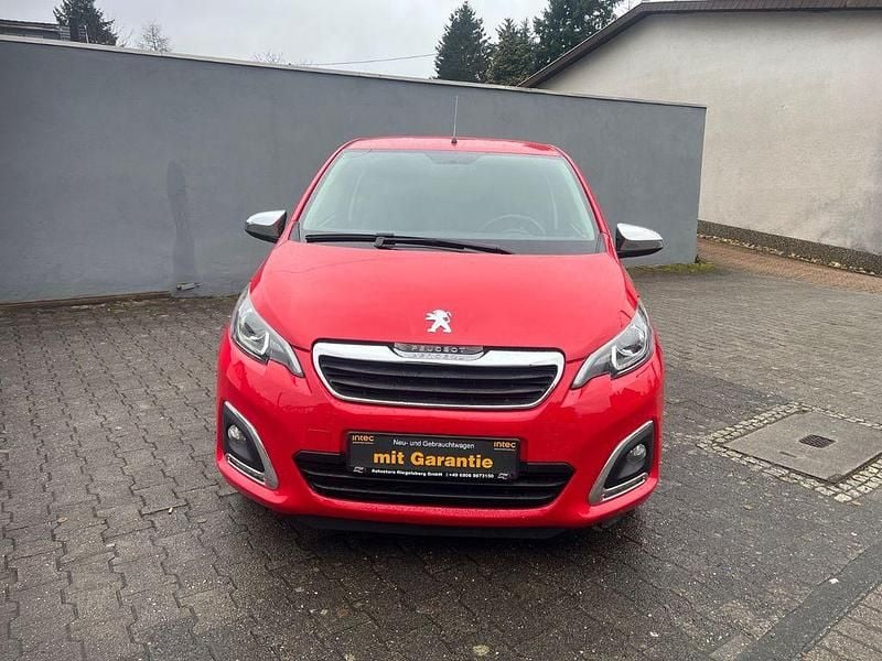 Gebraucht Peugeot 108 Style 72 PS (52 kW) 2021 Rot Kleinwagen