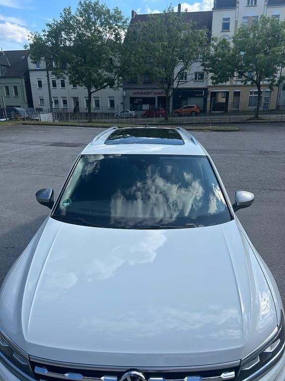 Gebraucht VW Tiguan Allspace Highline 200 PS (147 kW) 2021 Weiß SUV