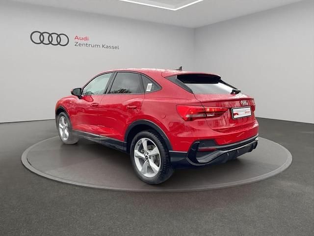 Gebraucht Audi Q3 Sportback S-Line 245 PS (180 kW) 2024 Progressivrot metallic SUV