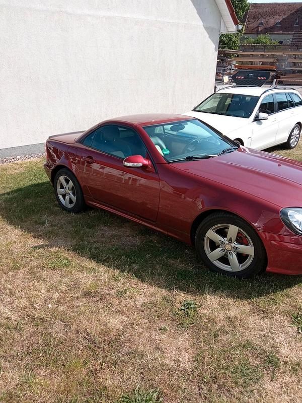 Gebraucht Mercedes 230 197 PS (144 kW) 2001 Rot Cabrio