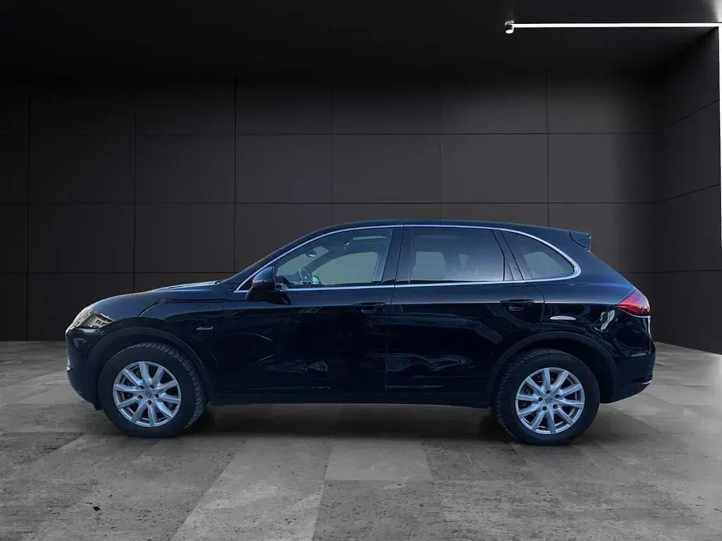 Gebraucht Porsche Cayenne Diesel 239 PS (175 kW) 2011 Schwarz SUV